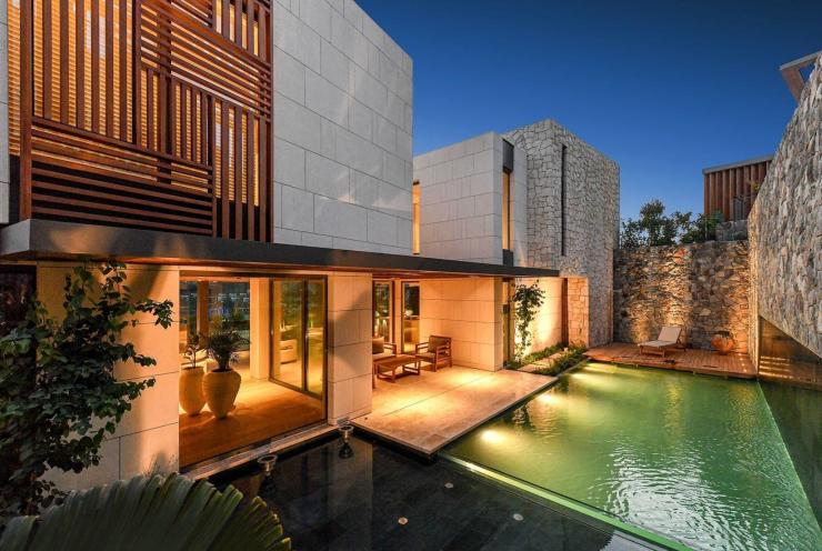 The Ritz-Carlton Residences 4+2