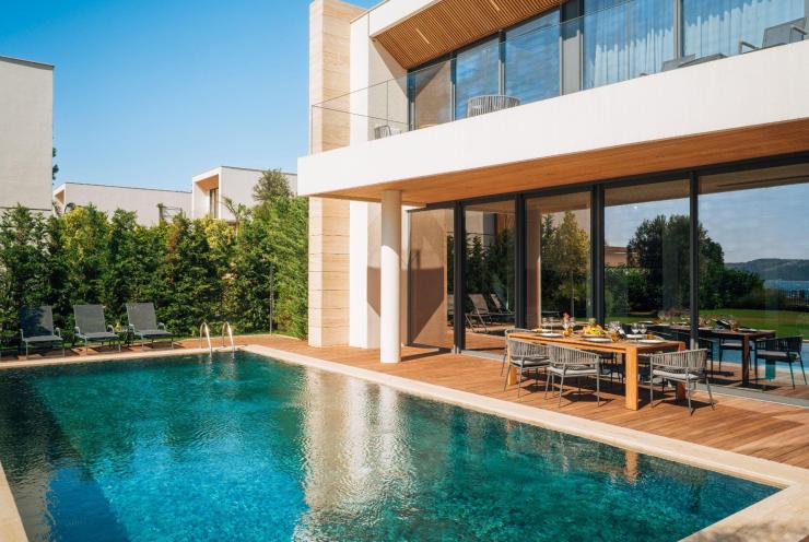 The Norm Collection Door Premium Villa 