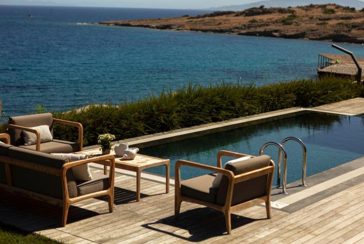 Mett 5 Yatak Odalı Havuzlu 