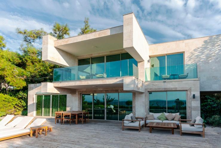 Vogue Hotel Supreme Zeus